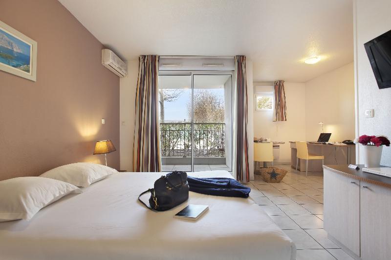 Appart Hotel Odalys City Aix En Provence Le Clos De La Chartreuse Aix-en-Provence Exterior photo